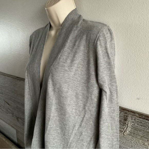 J. Crew Pima Cotton/Wool open cardigan gray sweater size medium (A1) - Picture 2 of 7